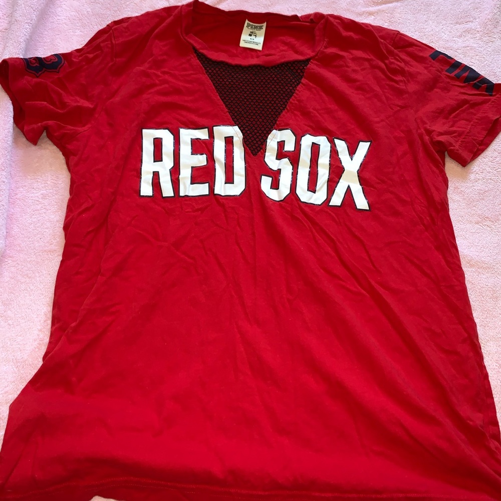 Pink Red Sox tee shirt